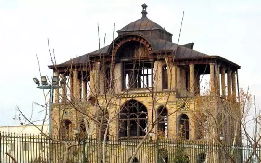 کاخ سلطنت‌آباد؛ یکی از جاهای دیدنی تهران و باغ ییلاقی