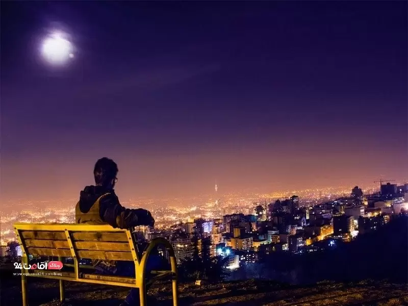 تجربه های خاص در تهران و چشم انداز کل شهر در شب