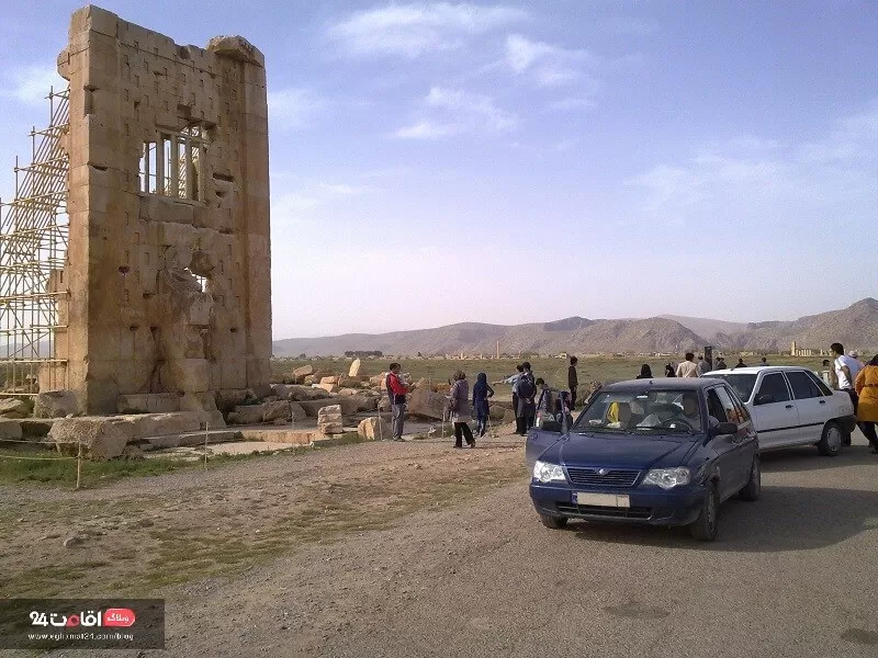 مقبره کمبوجیه در مرودشت، مجموعه پاسارگاد