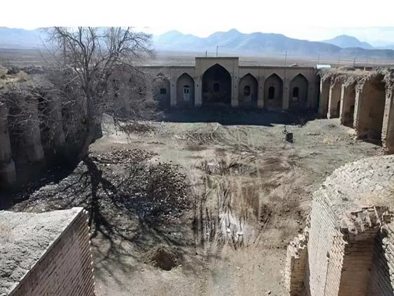 کاروانسرا شاه عباسی از دیدنی‌های اراک