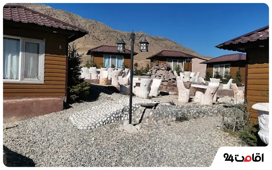 اقامتگاه بومگردی آرش کمانگیر