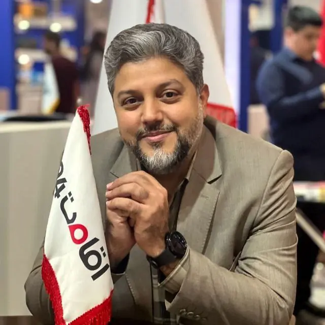 دکتر صادق شریعتی
