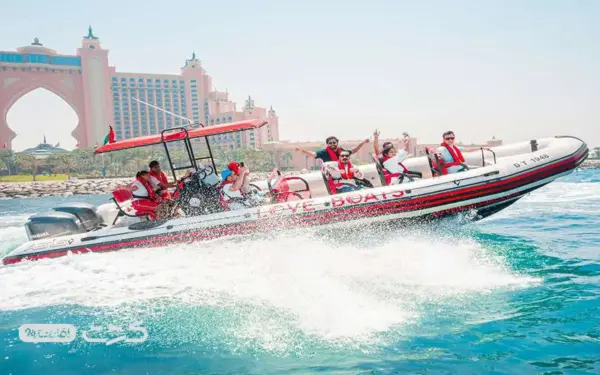 قایق عشق دبی