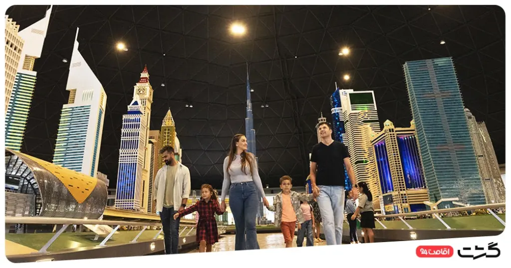 بخش MINILAND Light Show لگولند دبی