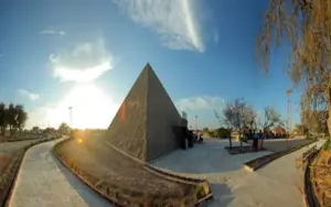 هرم مومیایی کیش