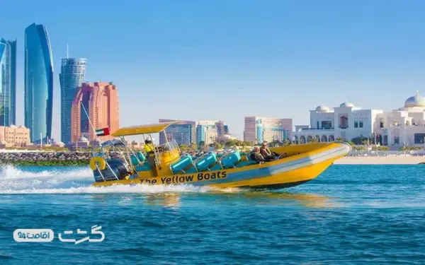 نمای بیرونی از قایق