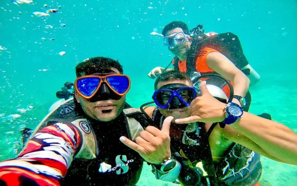 تصویری از غواصی VIP در جزیره کیش